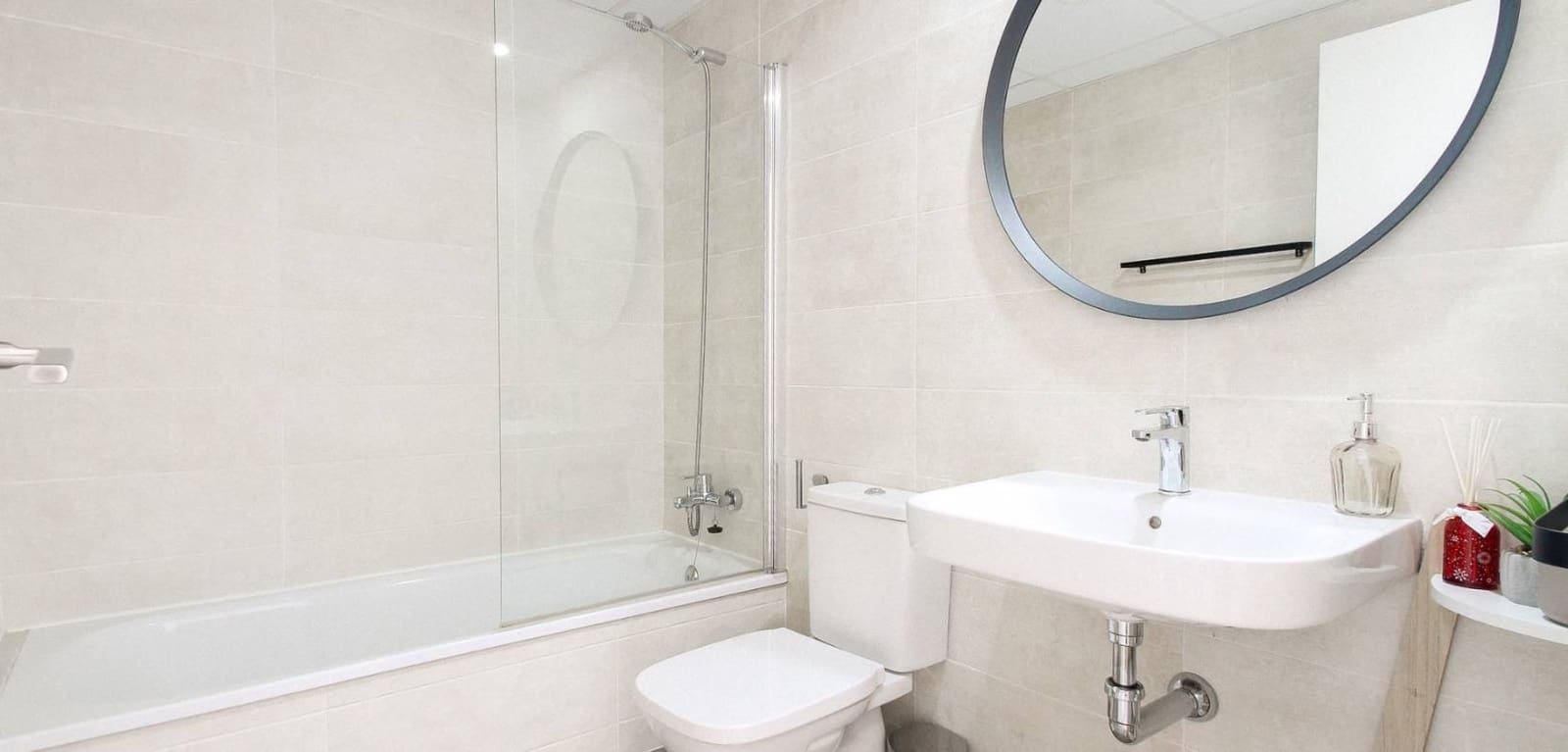 3 camera da letto Appartamento da affittare in Playa de San Juan con piscina garage - 1.900 € (Rif: 9447332)