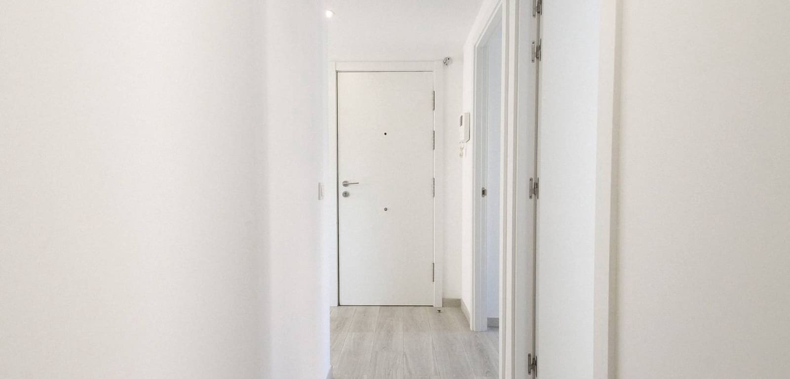 3 camera da letto Appartamento da affittare in Playa de San Juan con piscina garage - 1.900 € (Rif: 9447332)