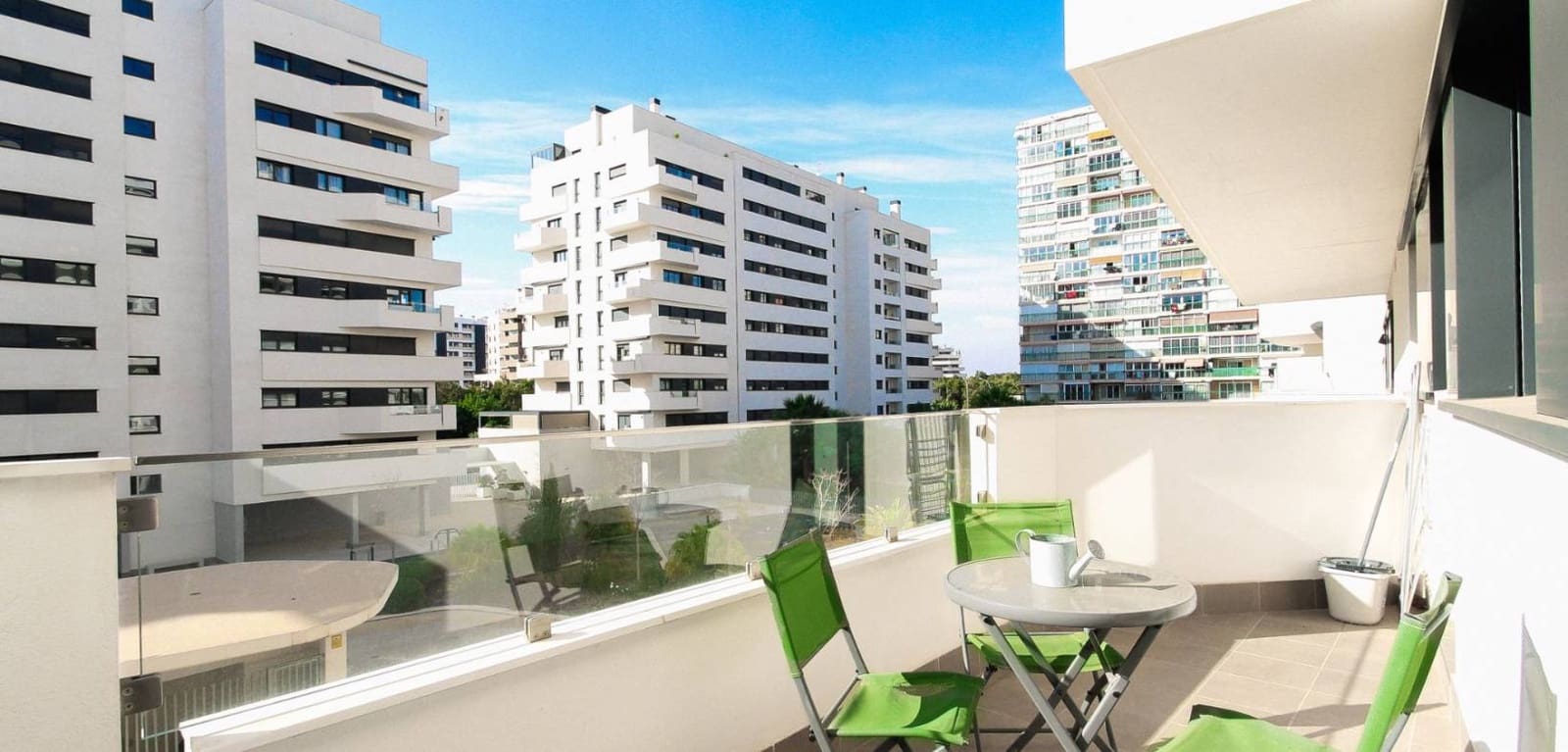 3 camera da letto Appartamento da affittare in Playa de San Juan con piscina garage - 1.900 € (Rif: 9447332)