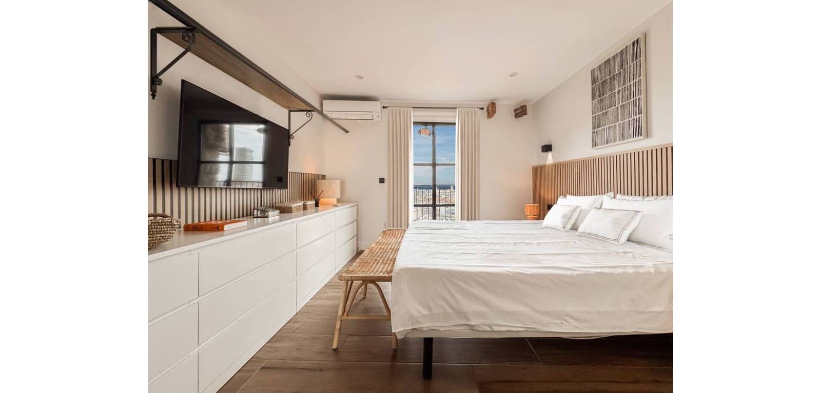 2 bedroom Apartment for sale in Alicante / Alacant city - € 550,000 (Ref: 9499933)