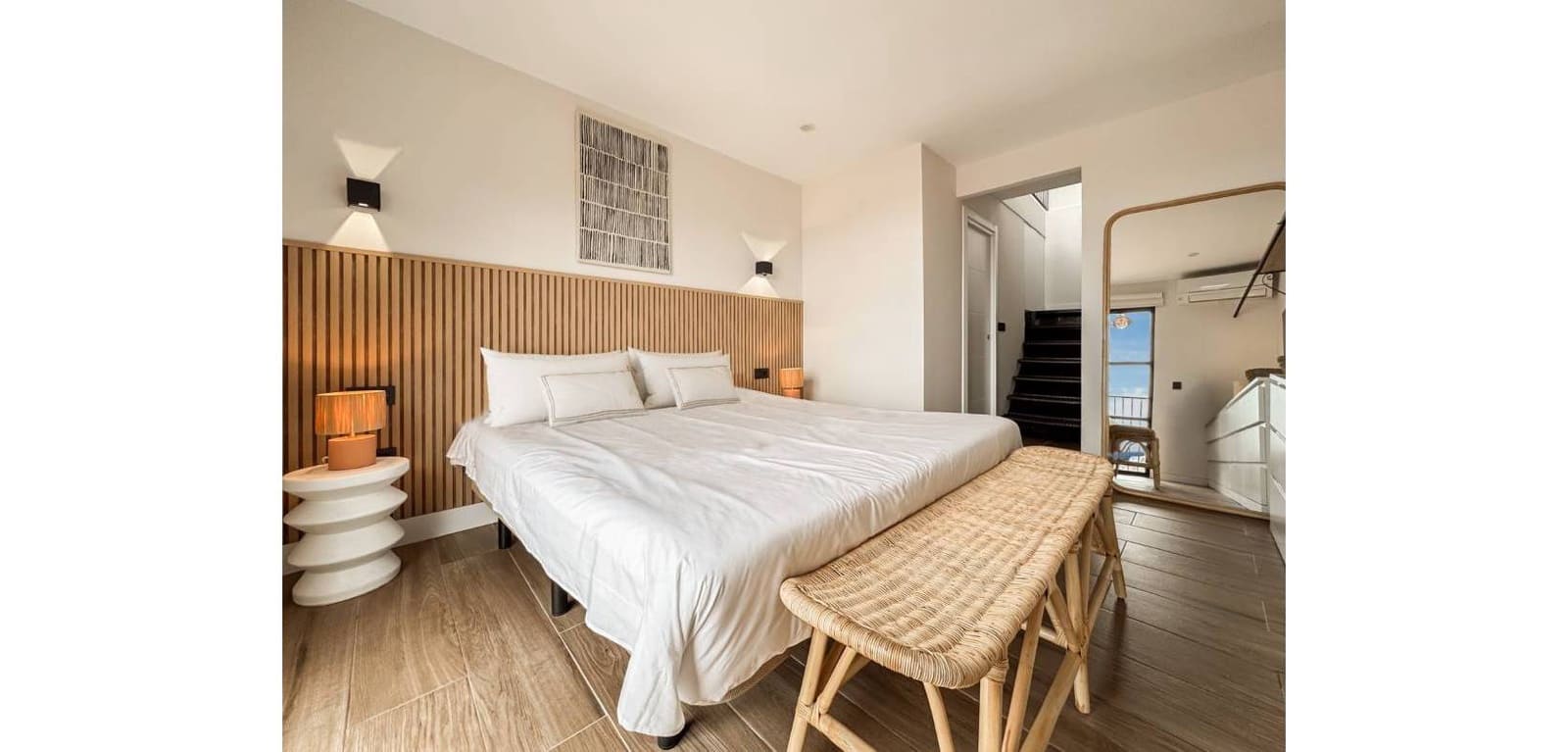 2 bedroom Apartment for sale in Alicante / Alacant city - € 550,000 (Ref: 9499933)