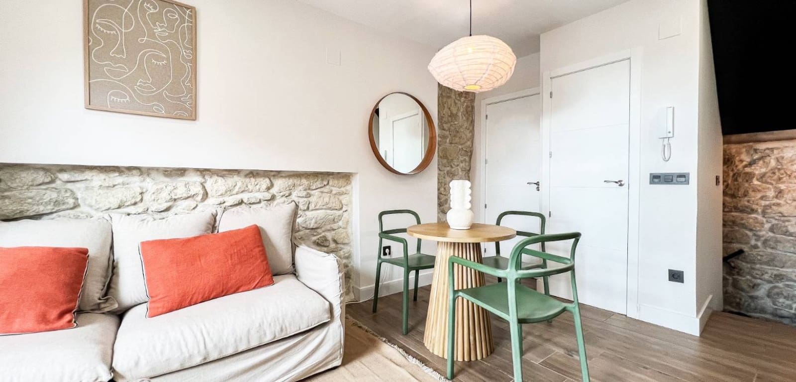 2 bedroom Apartment for sale in Alicante / Alacant city - € 550,000 (Ref: 9499933)