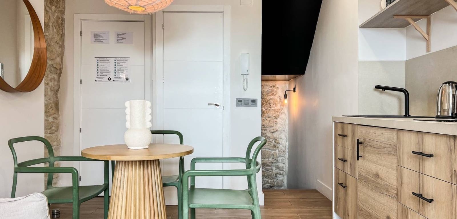 2 bedroom Apartment for sale in Alicante / Alacant city - € 550,000 (Ref: 9499933)