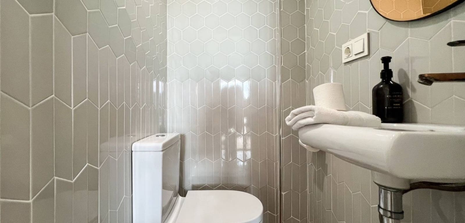 2 bedroom Apartment for sale in Alicante / Alacant city - € 550,000 (Ref: 9499933)