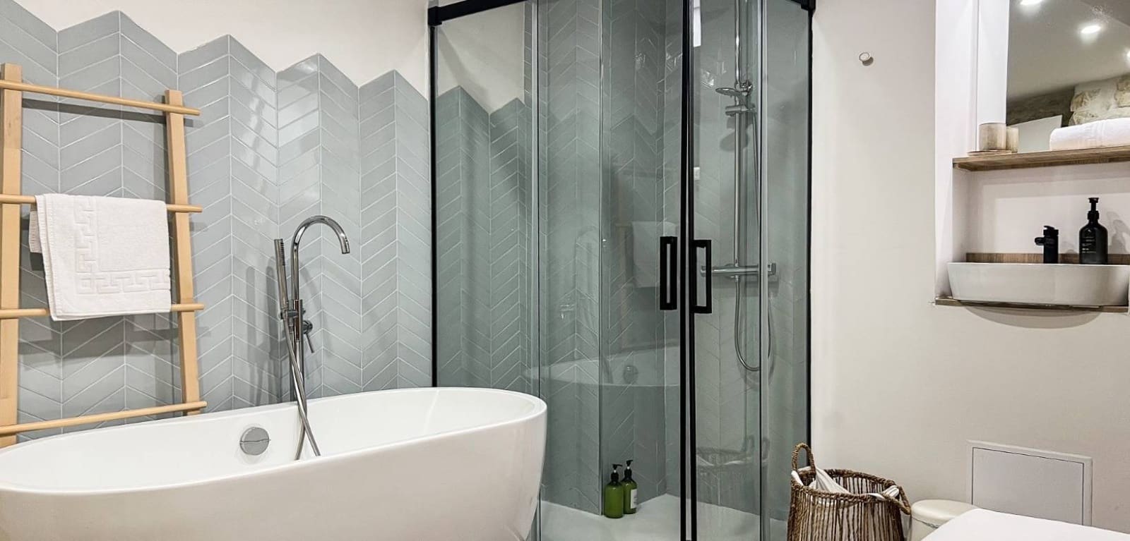 2 bedroom Apartment for sale in Alicante / Alacant city - € 550,000 (Ref: 9499933)