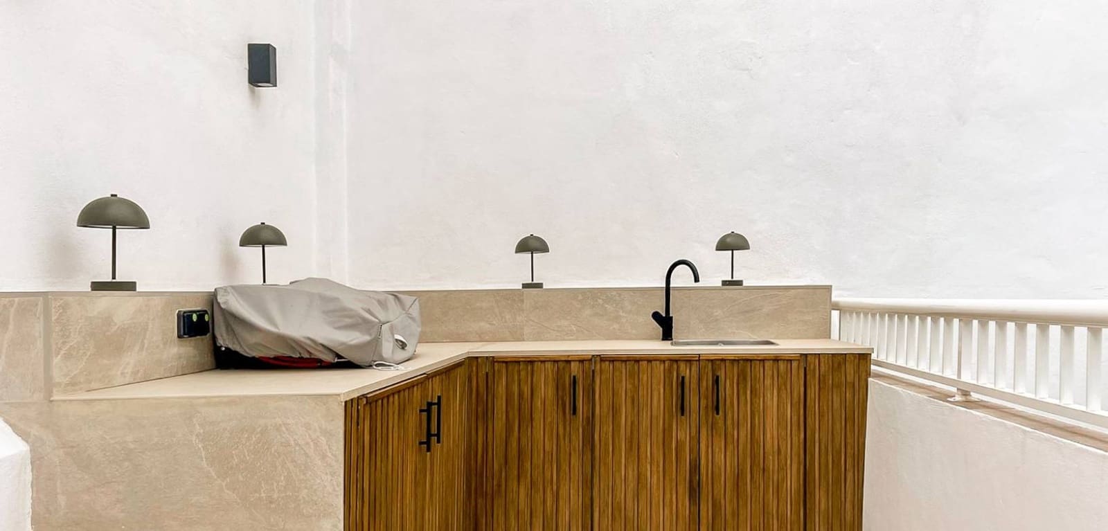 1 bedroom Apartment for sale in Alicante / Alacant city - € 295,000 (Ref: 9499934)