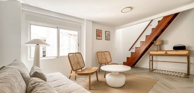 1 chambre Appartement à vendre à Casco Antiguo - Sant Cruz - Ayuntamiento, Alicante ville - 295 000 € (Ref: 9499934)