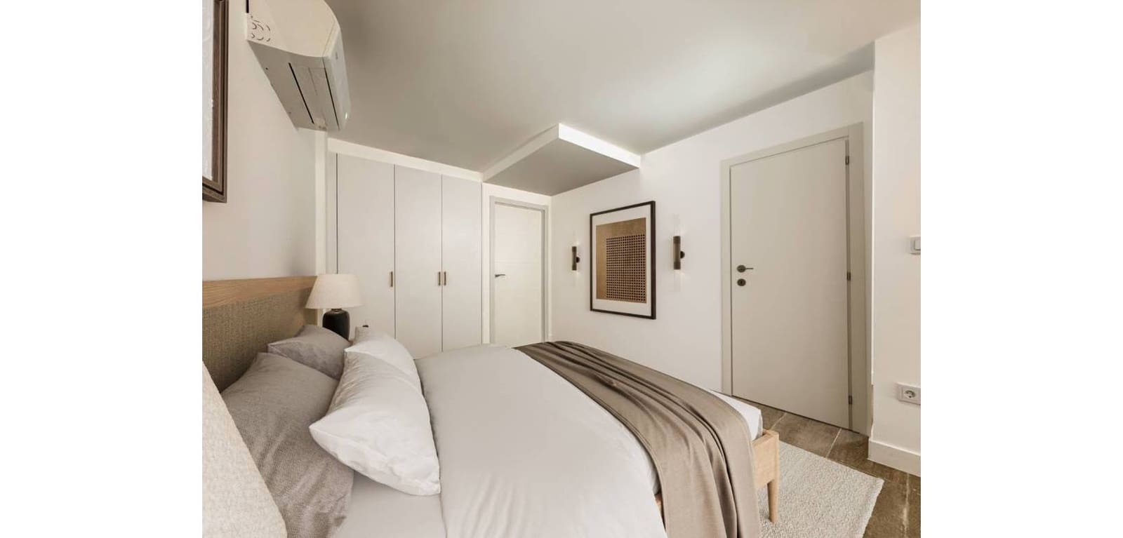 2 bedroom Apartment for sale in Alicante / Alacant city - € 395,000 (Ref: 9499936)