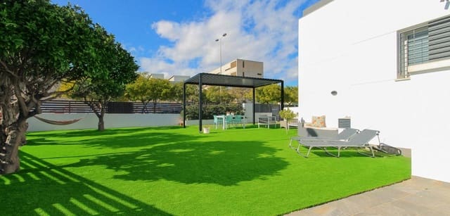 2 slaapkamer Huis te koop in Aguas Nuevas, Torrevieja met zwembad - € 339.000 (Ref: 9583429)