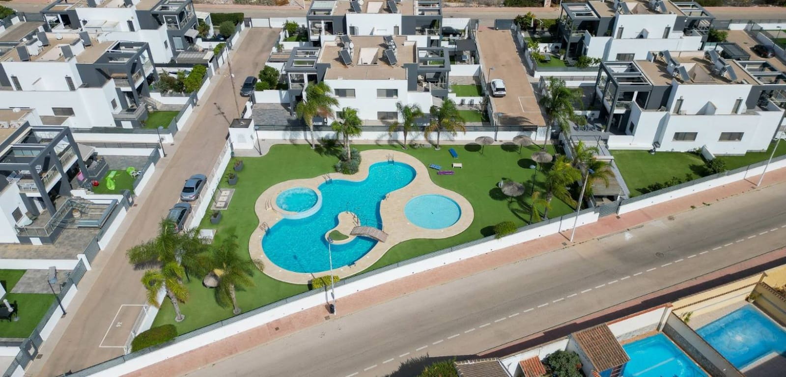 2 slaapkamer Huis te koop in Aguas Nuevas met zwembad - € 339.000 (Ref: 9583429)