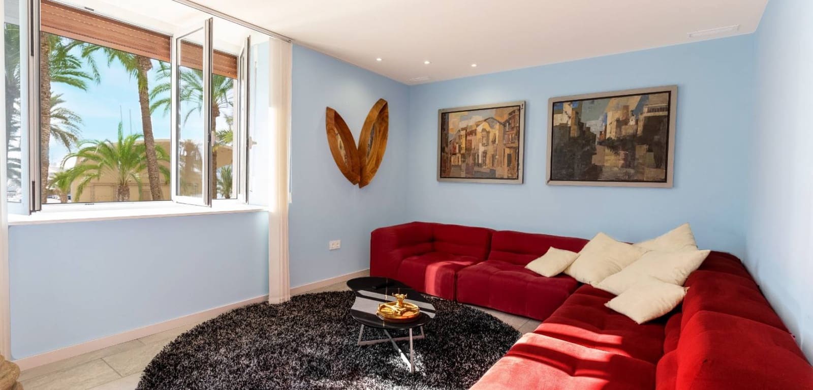 2 bedroom Apartment for sale in Alicante / Alacant city - € 1,100,000 (Ref: 9772043)