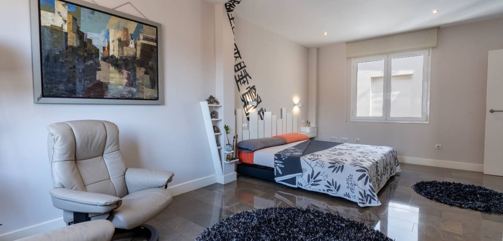 3 makuuhuone Kattohuoneisto myytävänä paikassa Alicante kaupunki - 1 350 000 € (Ref: 9787585)