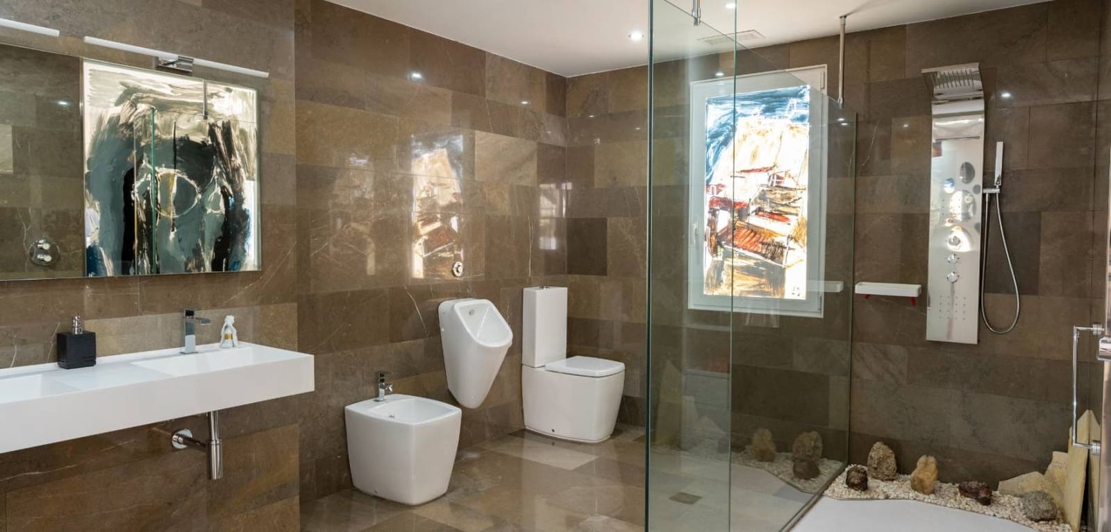 3 makuuhuone Kattohuoneisto myytävänä paikassa Alicante kaupunki - 1 350 000 € (Ref: 9787585)