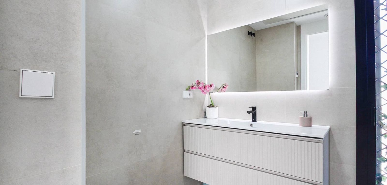3 slaapkamer Villa te koop in Orihuela Costa met zwembad garage - € 749.000 (Ref: 9987188)