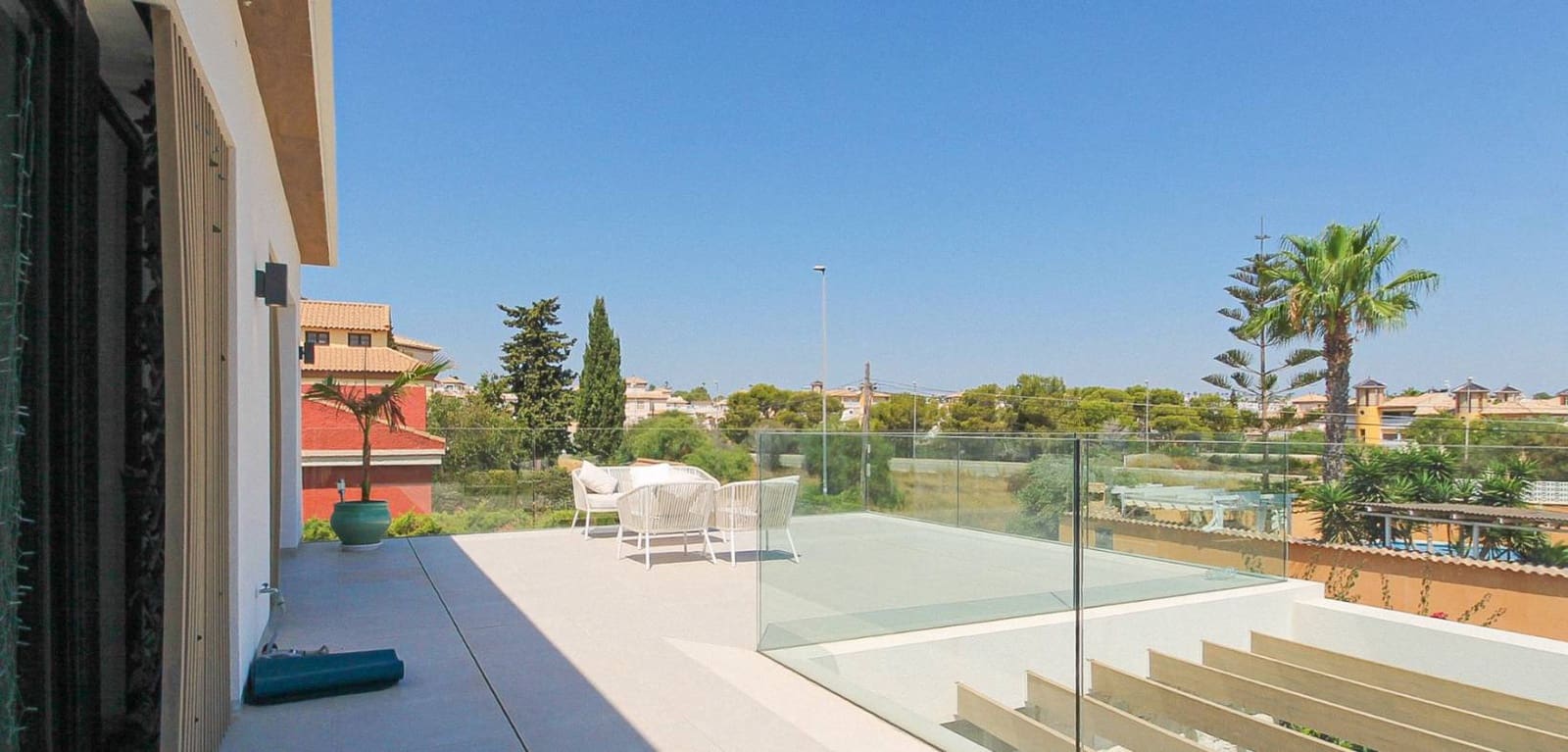 3 slaapkamer Villa te koop in Orihuela Costa met zwembad garage - € 749.000 (Ref: 9987188)