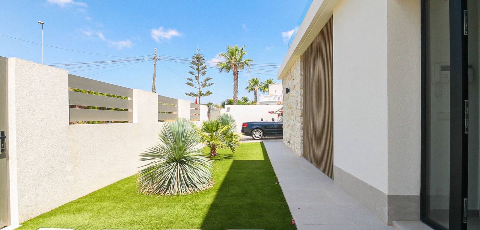 3 slaapkamer Villa te koop in Orihuela Costa met zwembad garage - € 749.000 (Ref: 9987188)