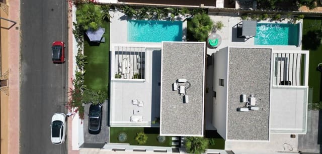 3 soveværelse Villa til salg i Lomas de Cabo Roig - Los Dolses, Orihuela med swimmingpool garage - € 749.000 (Ref: 9987188)