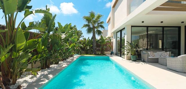 3 soveværelse Villa til salg i Lomas de Cabo Roig - Los Dolses, Orihuela med swimmingpool garage - € 749.000 (Ref: 9987188)