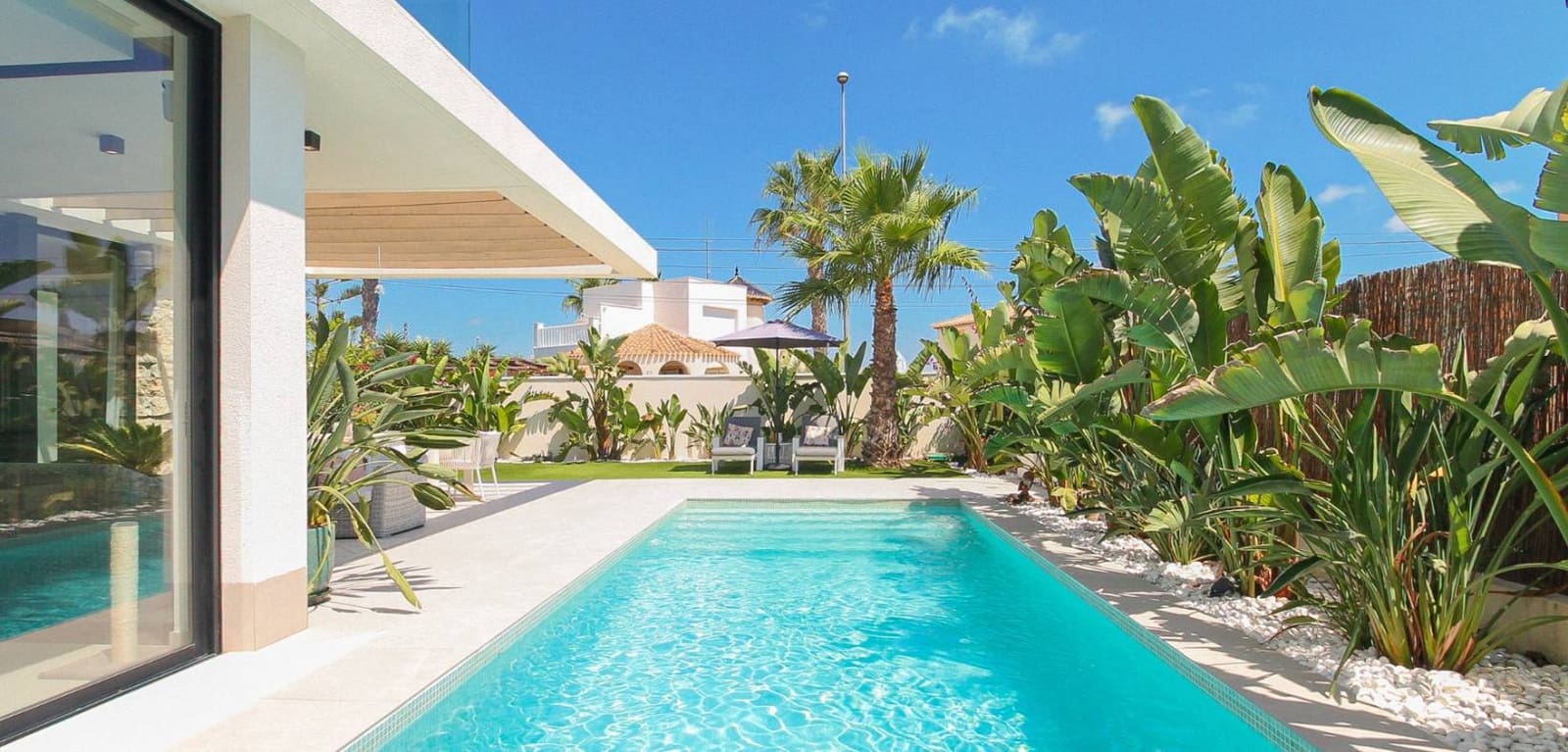 3 slaapkamer Villa te koop in Orihuela Costa met zwembad garage - € 749.000 (Ref: 9987188)