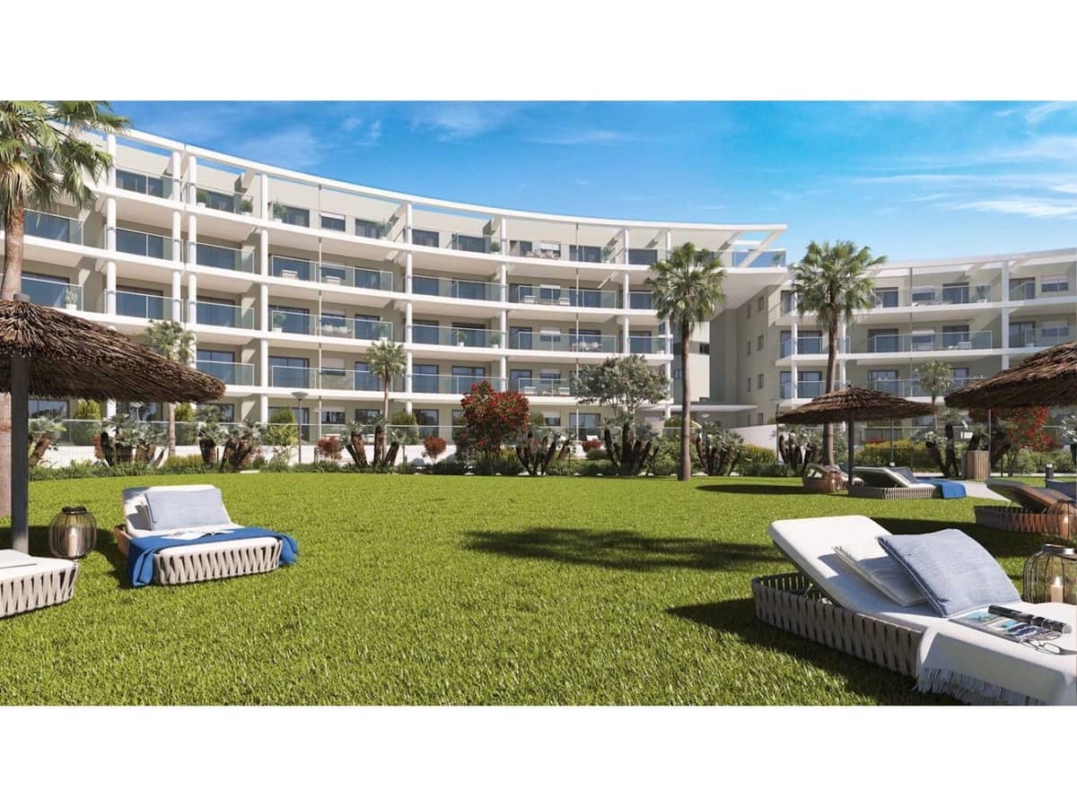 2 sovrum Lägenhet till salu i Manilva med pool - 329 000 € (Ref: 6252348)