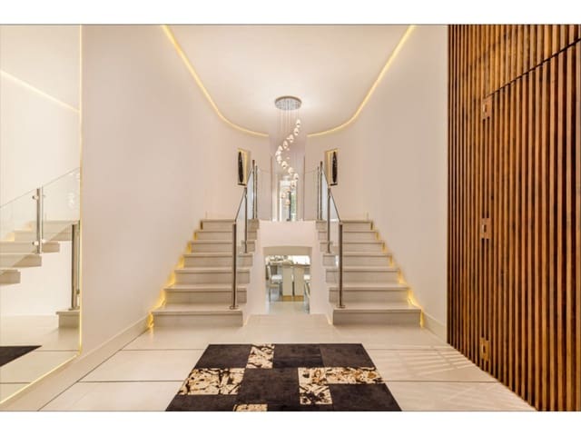 3 soverom Leilighet til salgs i Puerto Banus, Marbella - € 2 200 000 (Ref: 6443794)