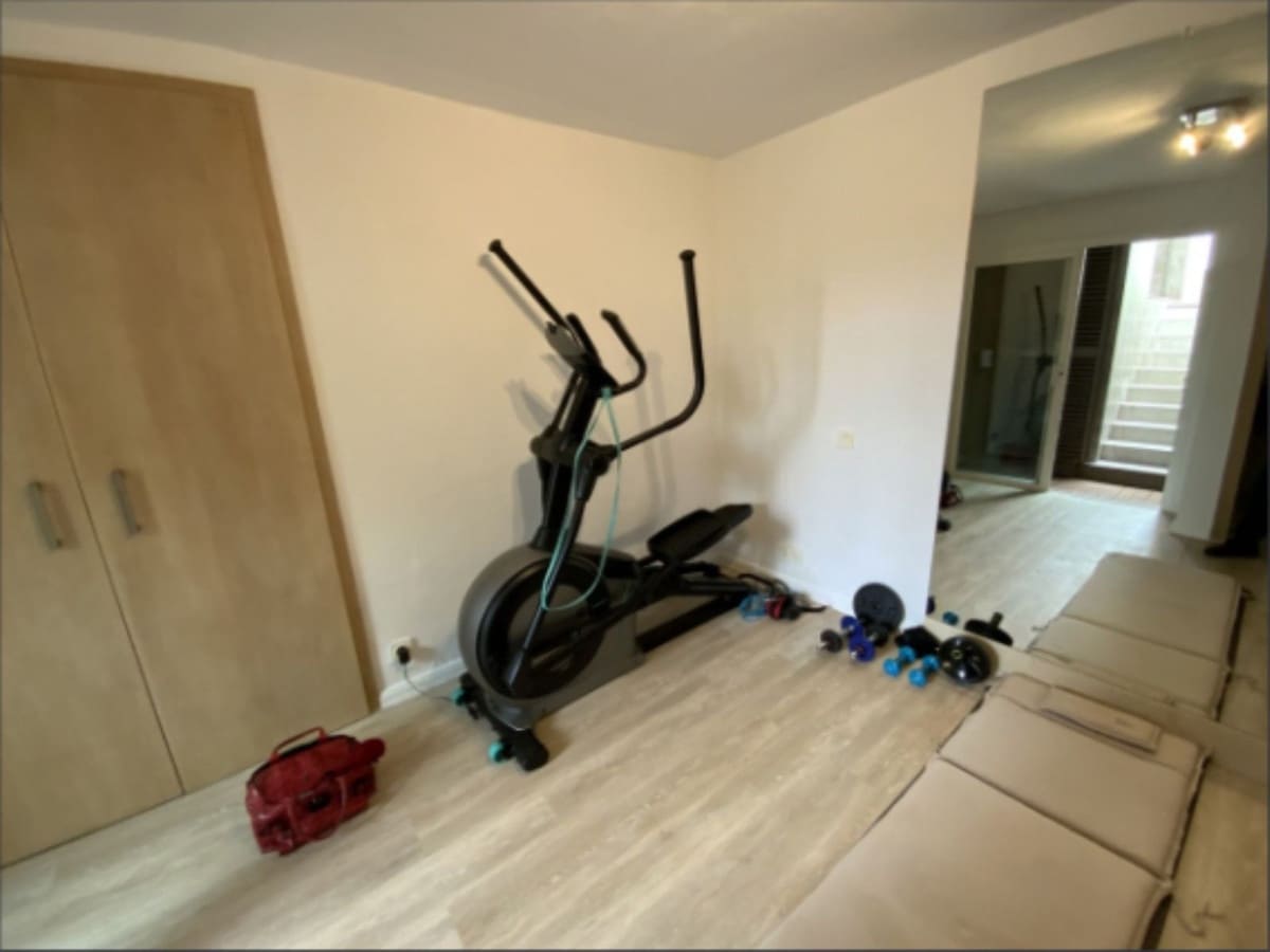 4 quarto Moradia para venda em Benahavis com piscina - 1 750 000 € (Ref: 6443833)