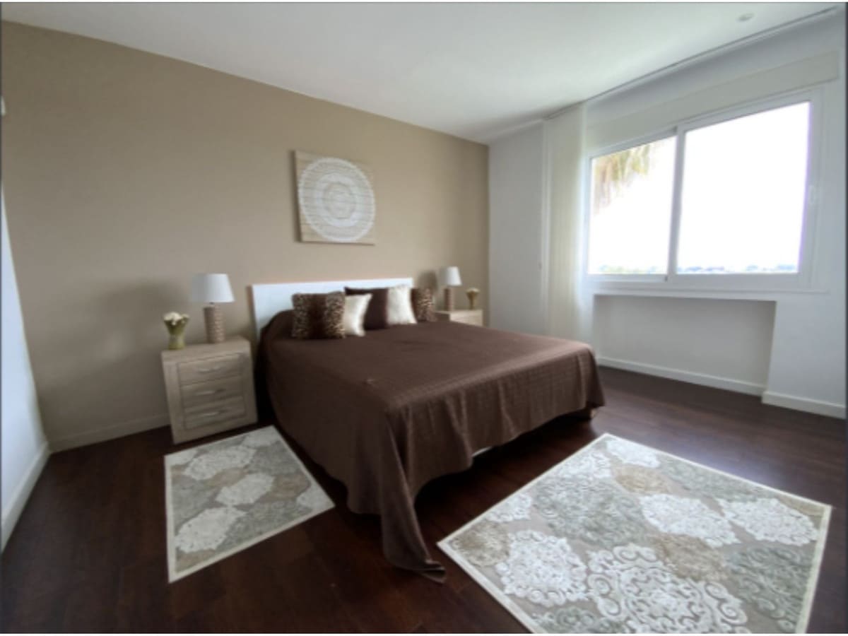 4 quarto Moradia para venda em Benahavis com piscina - 1 750 000 € (Ref: 6443833)