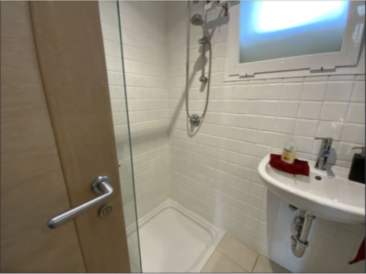 4 quarto Moradia para venda em Benahavis com piscina - 1 750 000 € (Ref: 6443833)