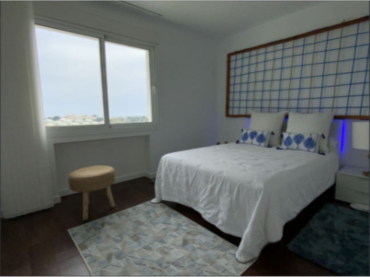 4 quarto Moradia para venda em Benahavis com piscina - 1 750 000 € (Ref: 6443833)