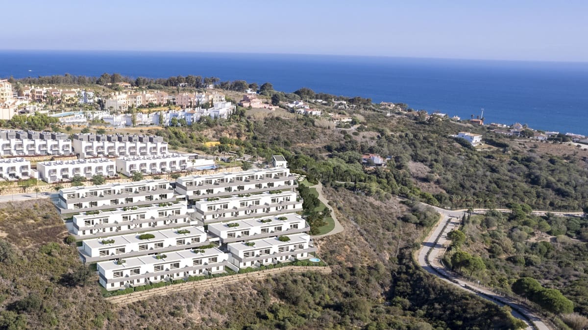 4 soveværelse Byhus til salg i Manilva med swimmingpool - € 483.000 (Ref: 6524858)