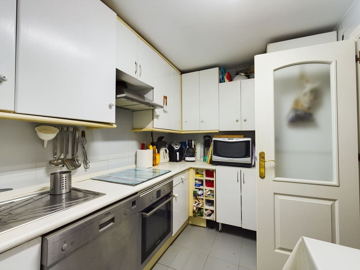 3 soveværelse Lejlighed til salg i Marbella del Este med swimmingpool - € 585.000 (Ref: 7205497)