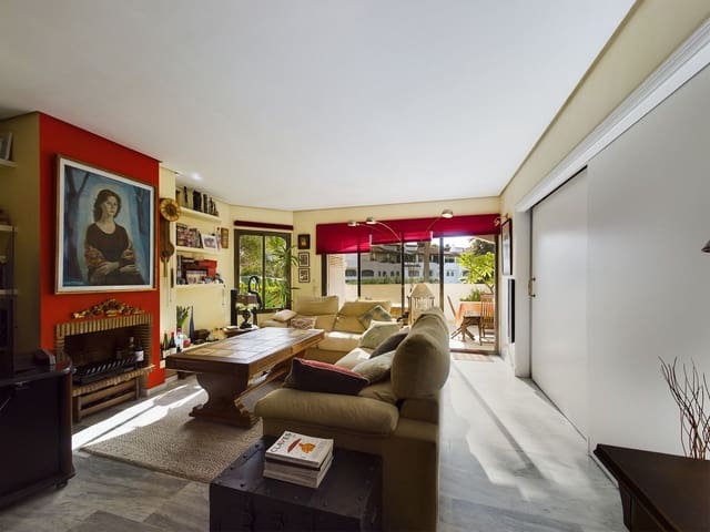 3 quarto Apartamento para venda em Elviria, Marbella - 585 000 € (Ref: 7205497)