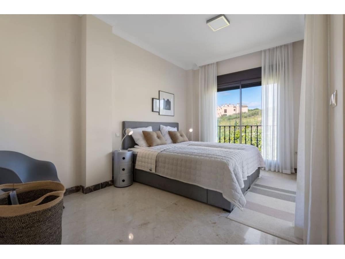 3 sypialnia Willa na sprzedaż w Estepona z basenem - 756 413 € (Ref: 7527096)