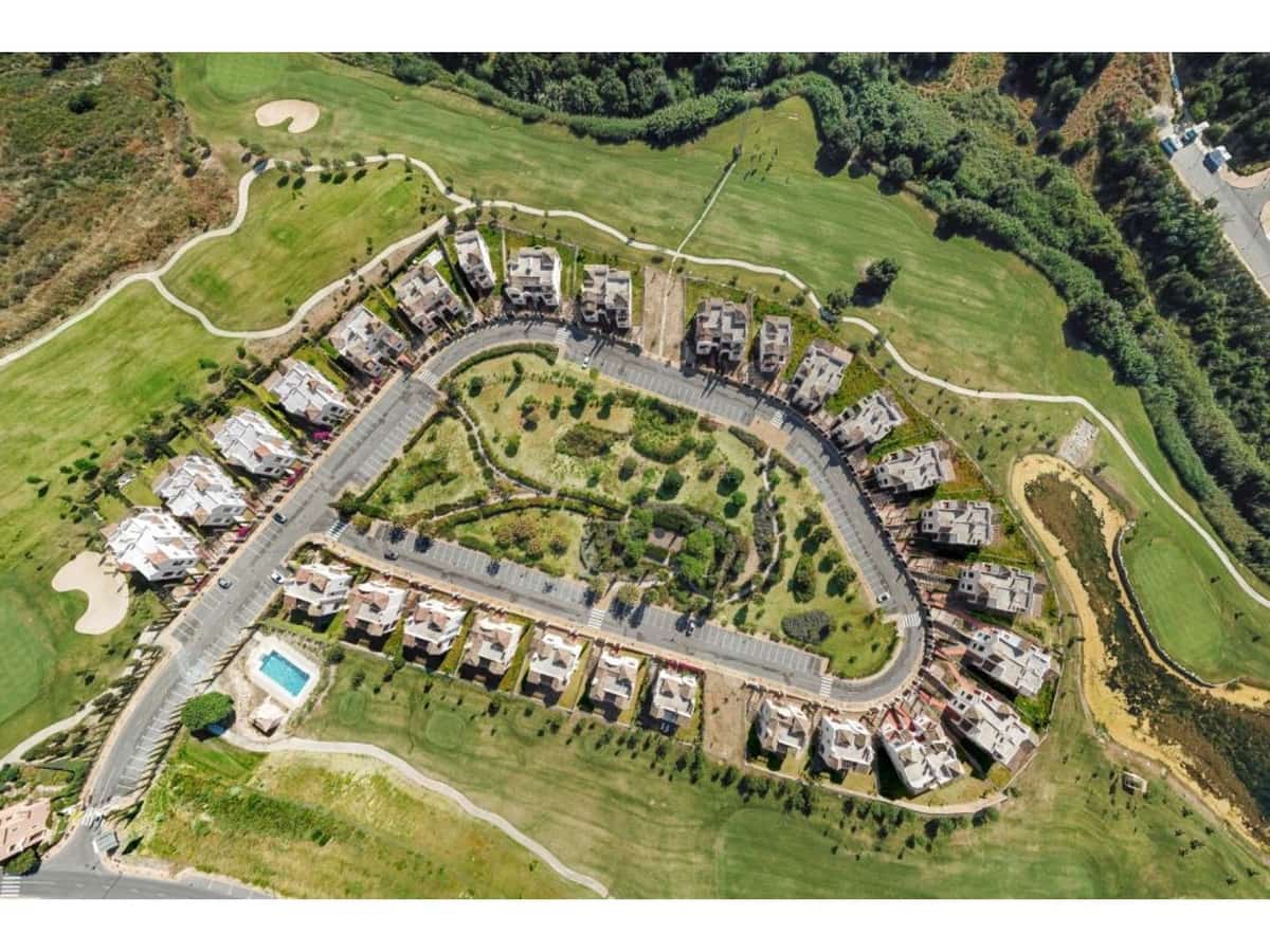 3 sypialnia Willa na sprzedaż w Estepona z basenem - 756 413 € (Ref: 7527096)