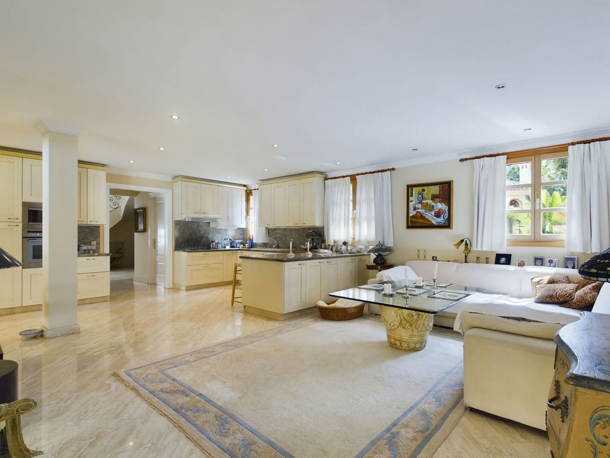 4 soverom Villa til salgs i Marbella med svømmebasseng - € 3 495 000 (Ref: 7694587)