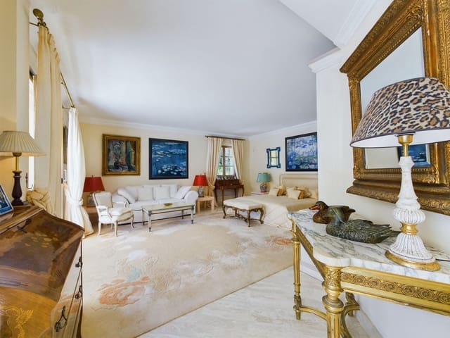 4 slaapkamer Villa te koop in Las Brisas, Marbella met zwembad - € 3.495.000 (Ref: 7694587)