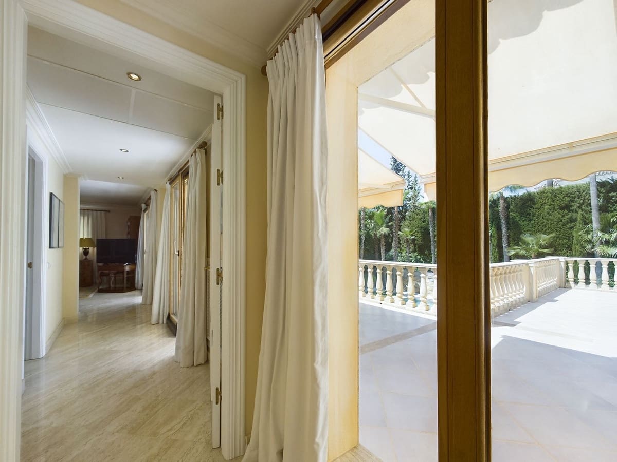 4 soverom Villa til salgs i Marbella med svømmebasseng - € 3 495 000 (Ref: 7694587)