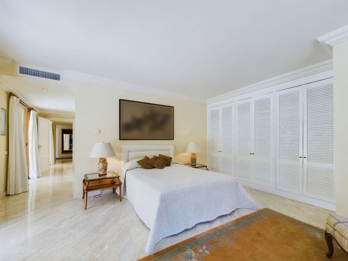 4 soverom Villa til salgs i Marbella med svømmebasseng - € 3 495 000 (Ref: 7694587)