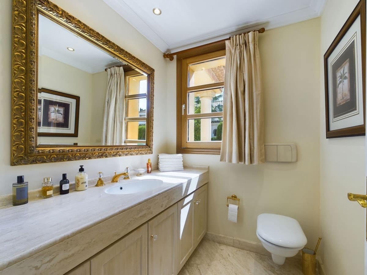 4 soveværelse Villa til salg i Nueva Andalucia - € 3.495.000 (Ref: 7694587)