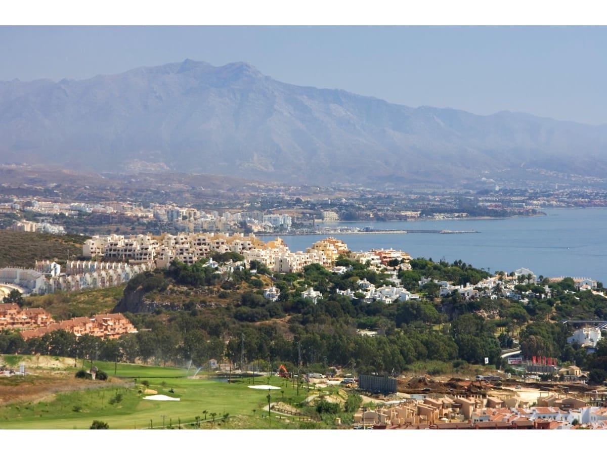 2 soverom Leilighet til salgs i Manilva med svømmebasseng - € 370 000 (Ref: 7788322)