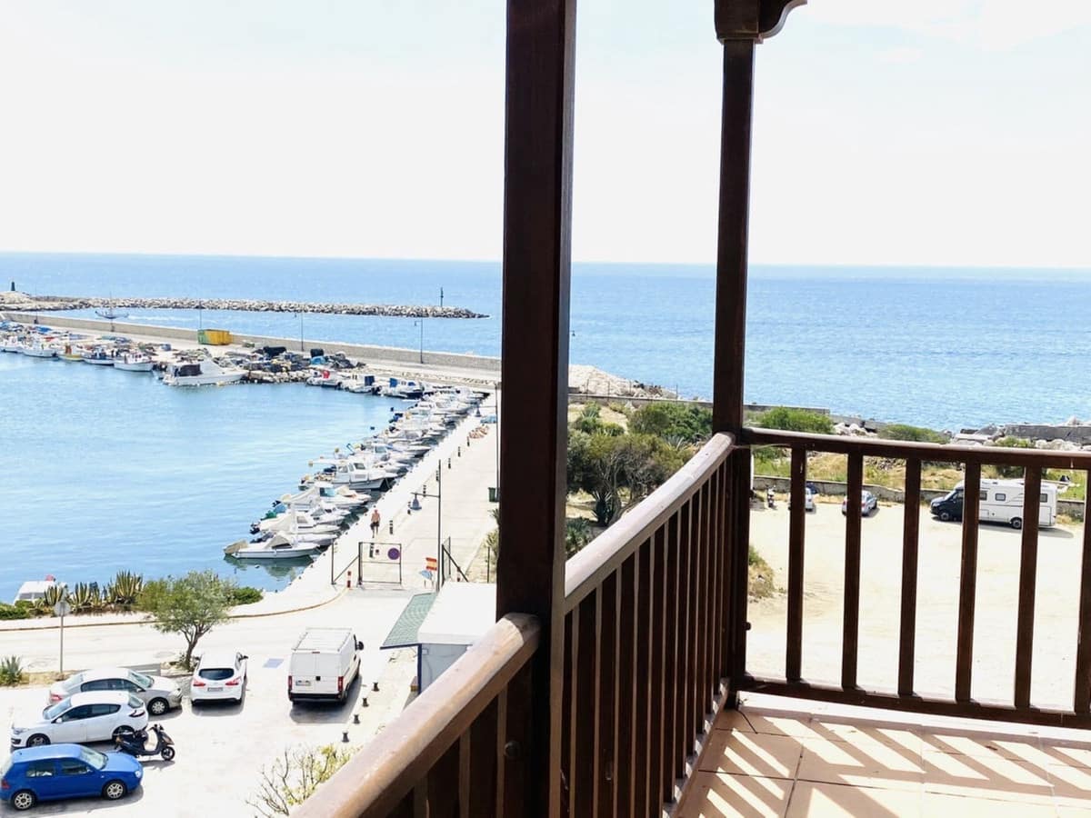 5 soveværelse Byhus til salg i Estepona med swimmingpool - € 950.000 (Ref: 7810324)