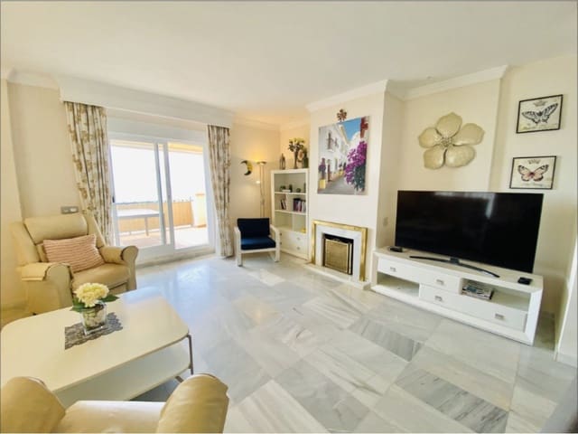 5 sovrum Hus till salu i Centro, Estepona med pool - 950 000 € (Ref: 7810324)