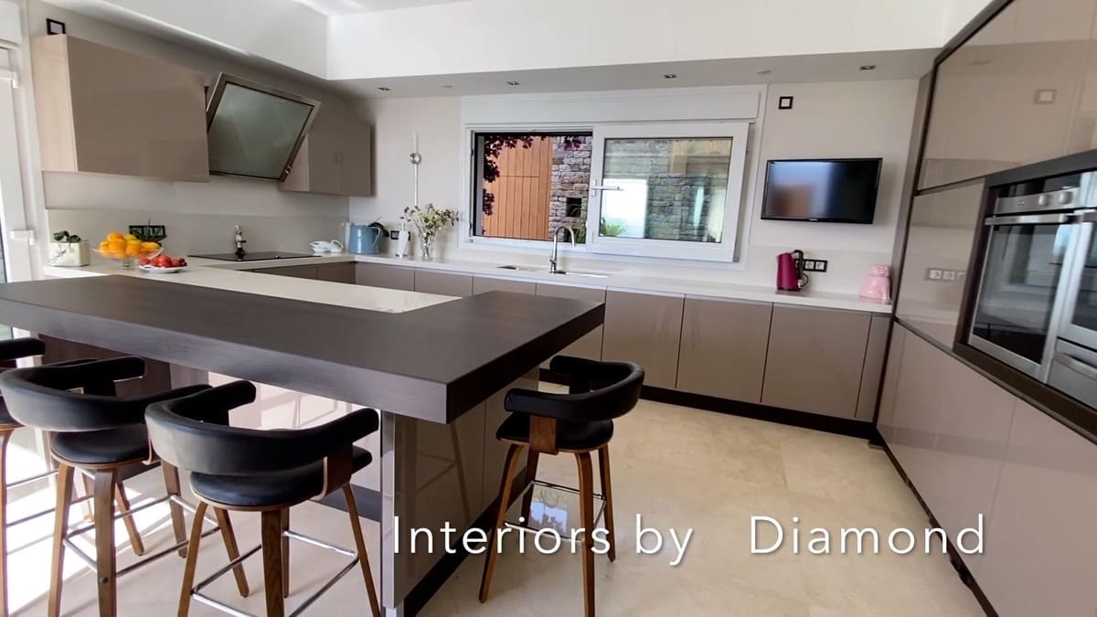 5 sypialnia Willa na sprzedaż w Manilva z basenem - 3 295 000 € (Ref: 7850114)