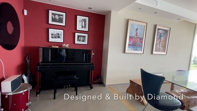 5 soverom Villa til salgs i Manilva Pueblo, Manilva med svømmebasseng - € 3 295 000 (Ref: 7850114)