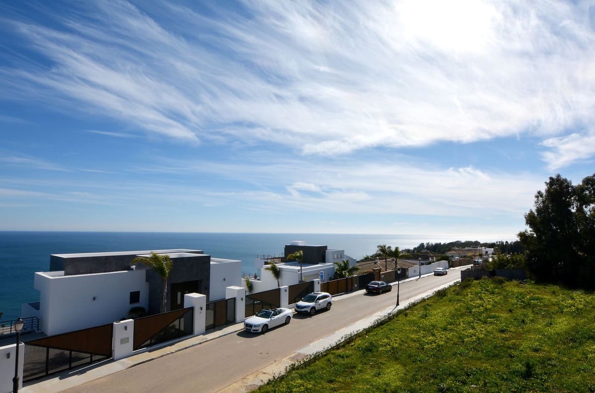 5 sypialnia Willa na sprzedaż w Manilva z basenem - 3 295 000 € (Ref: 7850114)