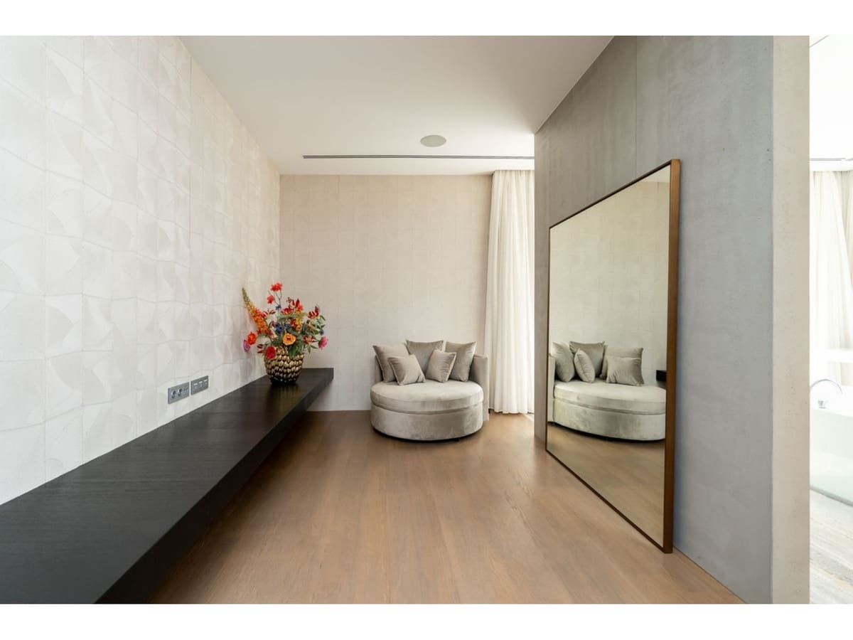 7 bedroom Villa for sale in Benahavis with pool - € 4,200,000 (Ref: 7860554)