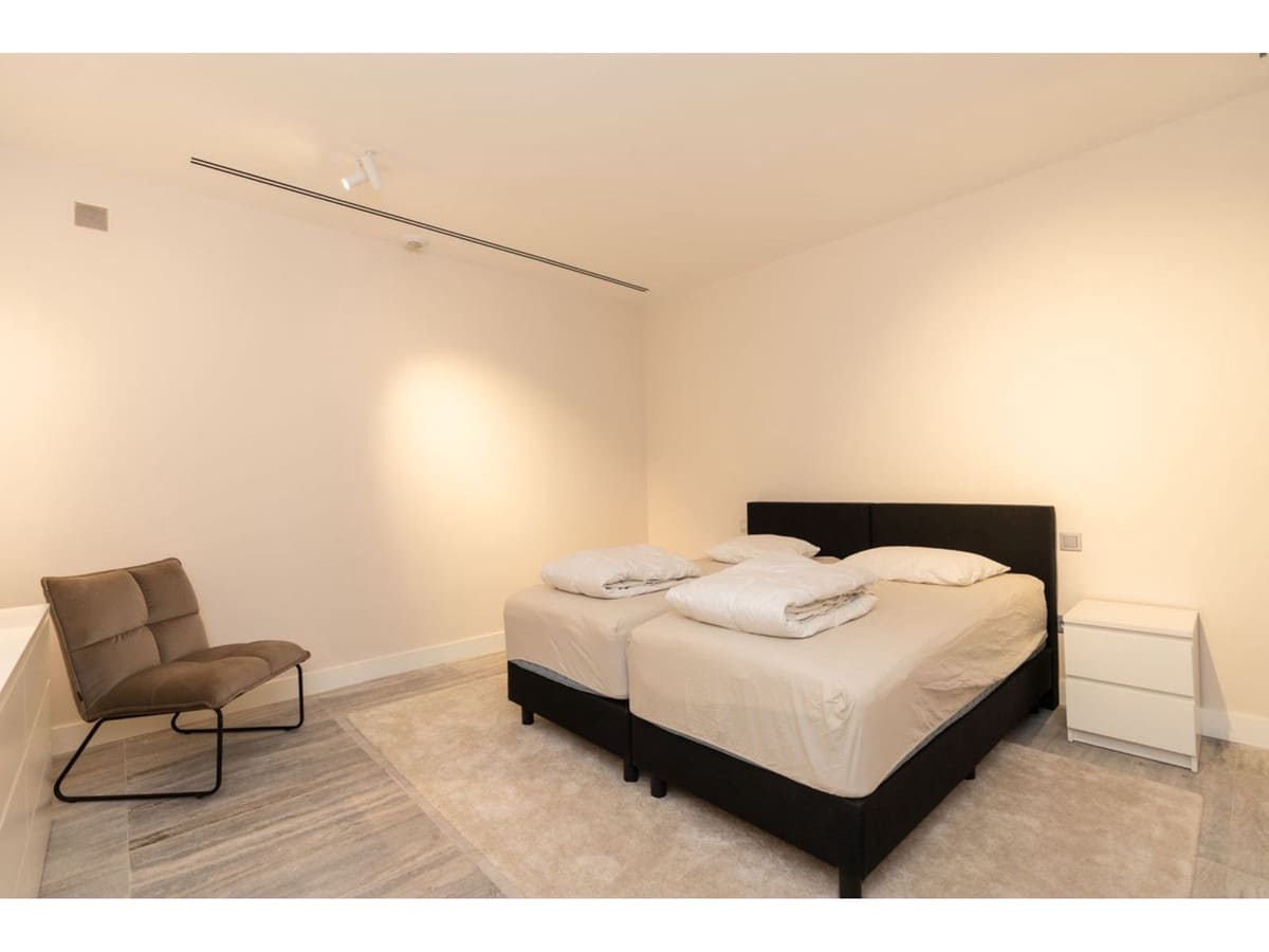 7 bedroom Villa for sale in Benahavis with pool - € 4,200,000 (Ref: 7860554)