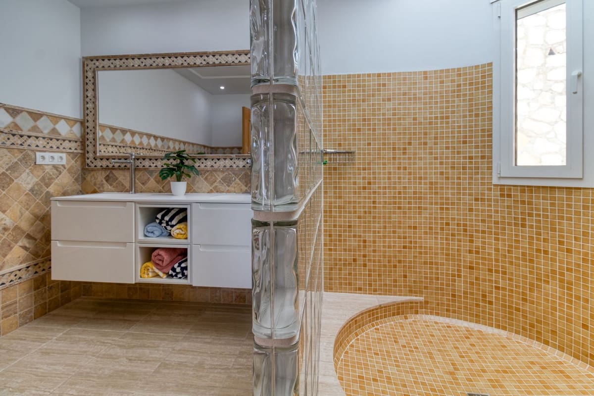 4 soverom Villa til salgs i Mijas med svømmebasseng - € 1 500 000 (Ref: 7932887)