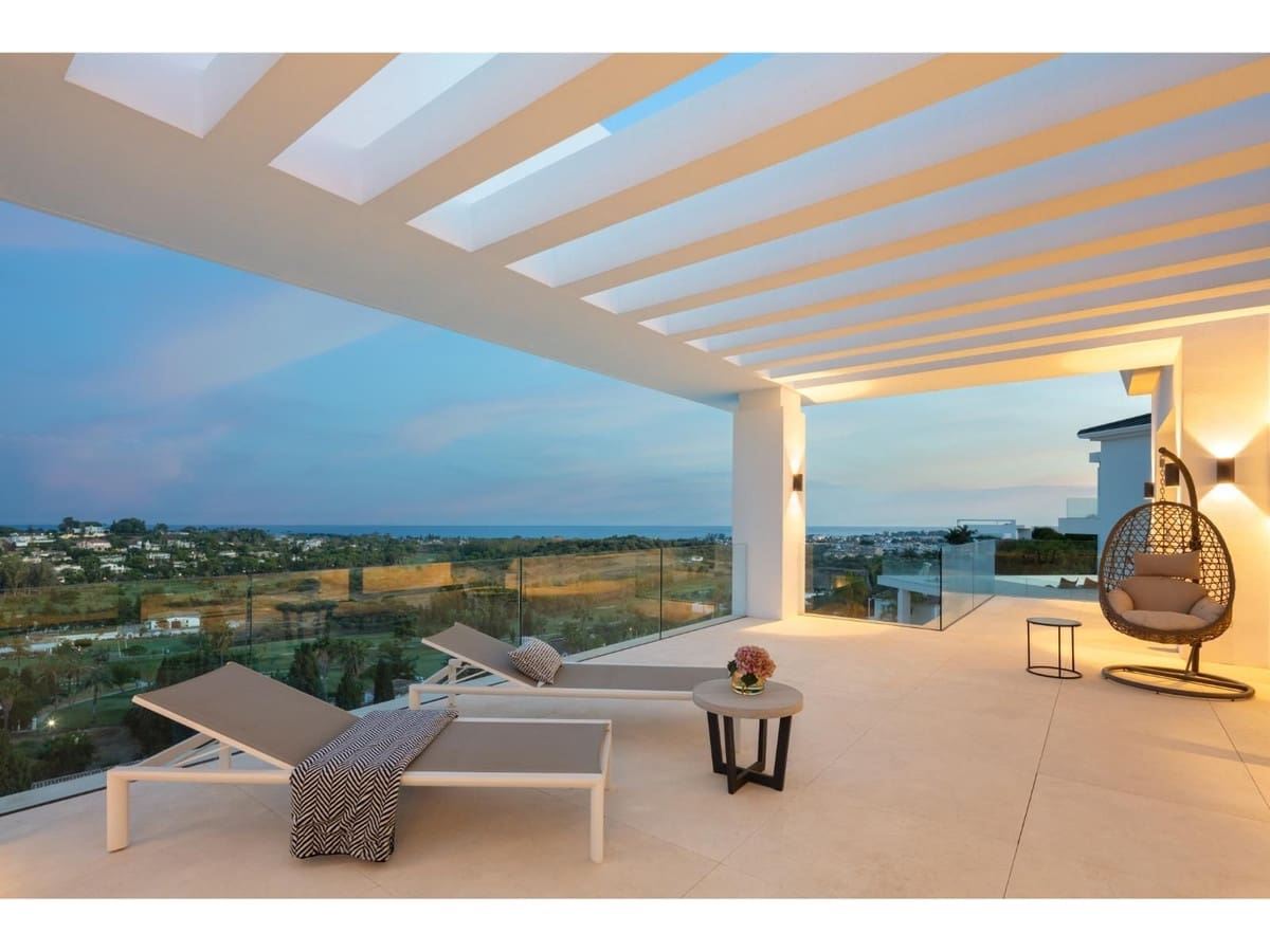 7 bedroom Villa for sale in Benahavis with pool - € 7,650,000 (Ref: 7950495)