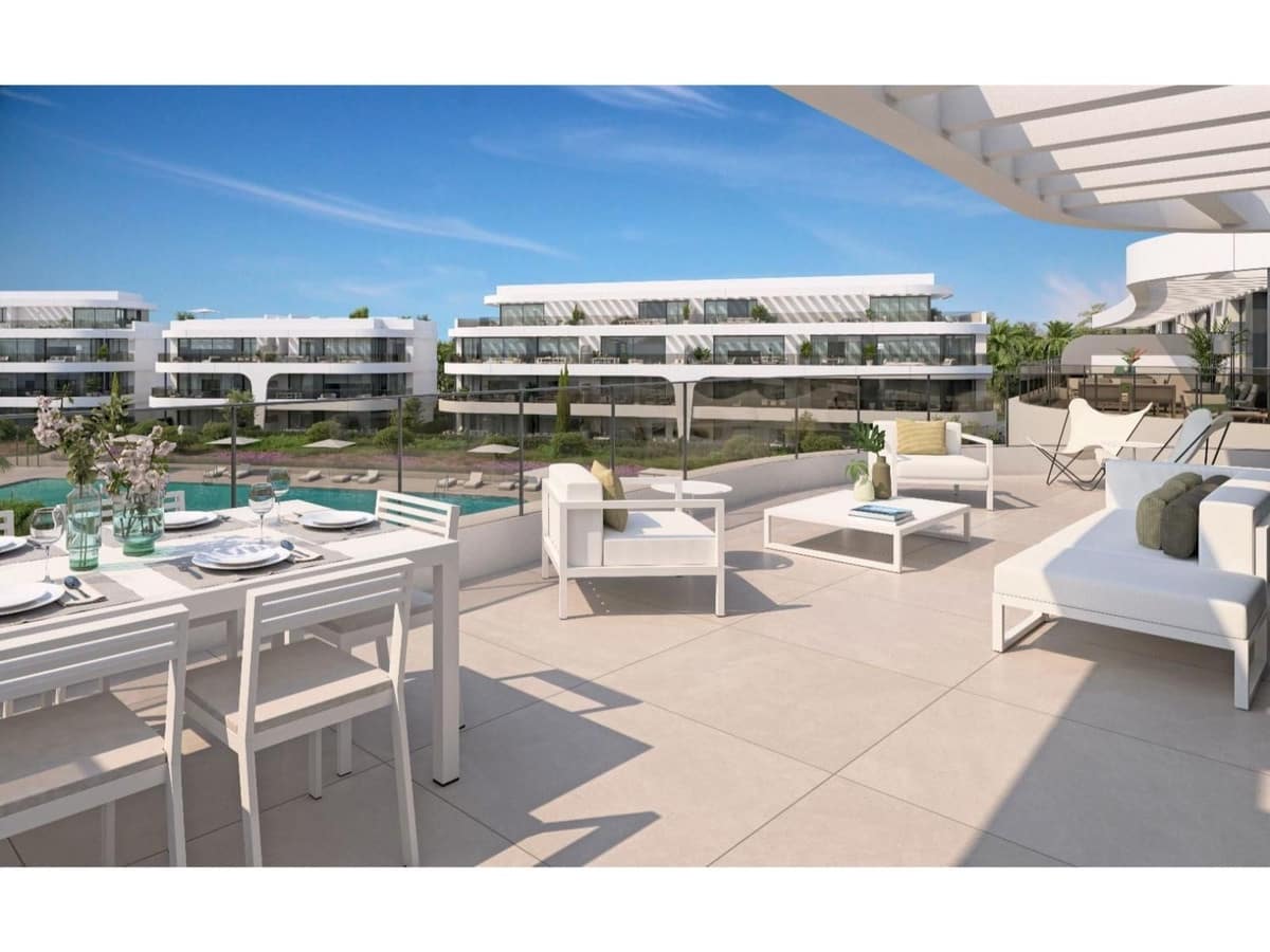 2 bedroom Apartment for sale in Estepona with pool - € 735,000 (Ref: 8176410)